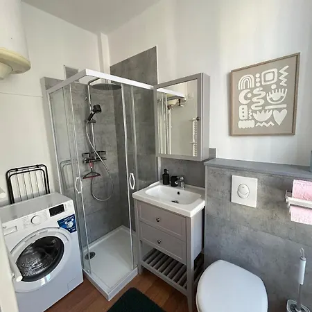 Apartment A 2 Pas Des Thermes *